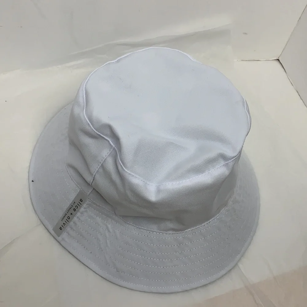 AO X FABFITFUN REVERSIBLE BUCKET HAT
